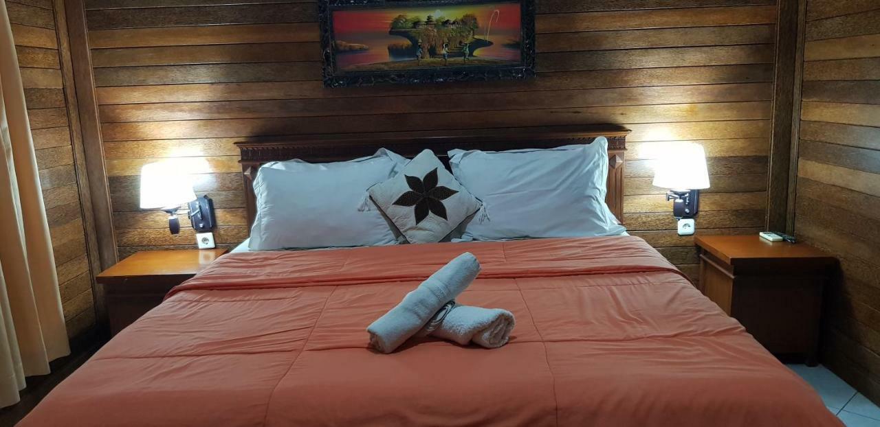 Arya Inn Enny Salon And Spa Nusa Lembongan Dış mekan fotoğraf